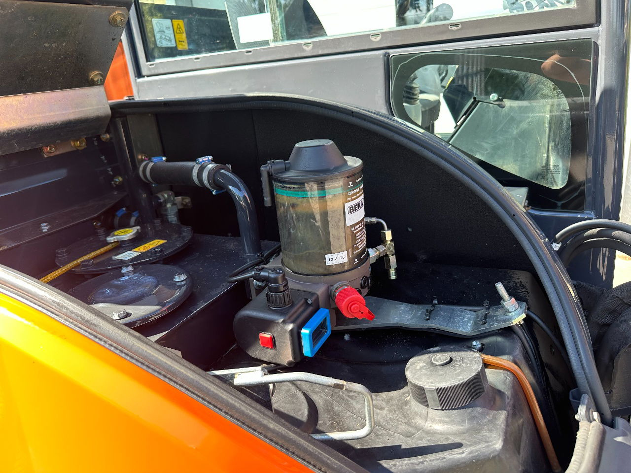 Minibagger Hitachi ZX65USB-5A CLR: das Bild 27