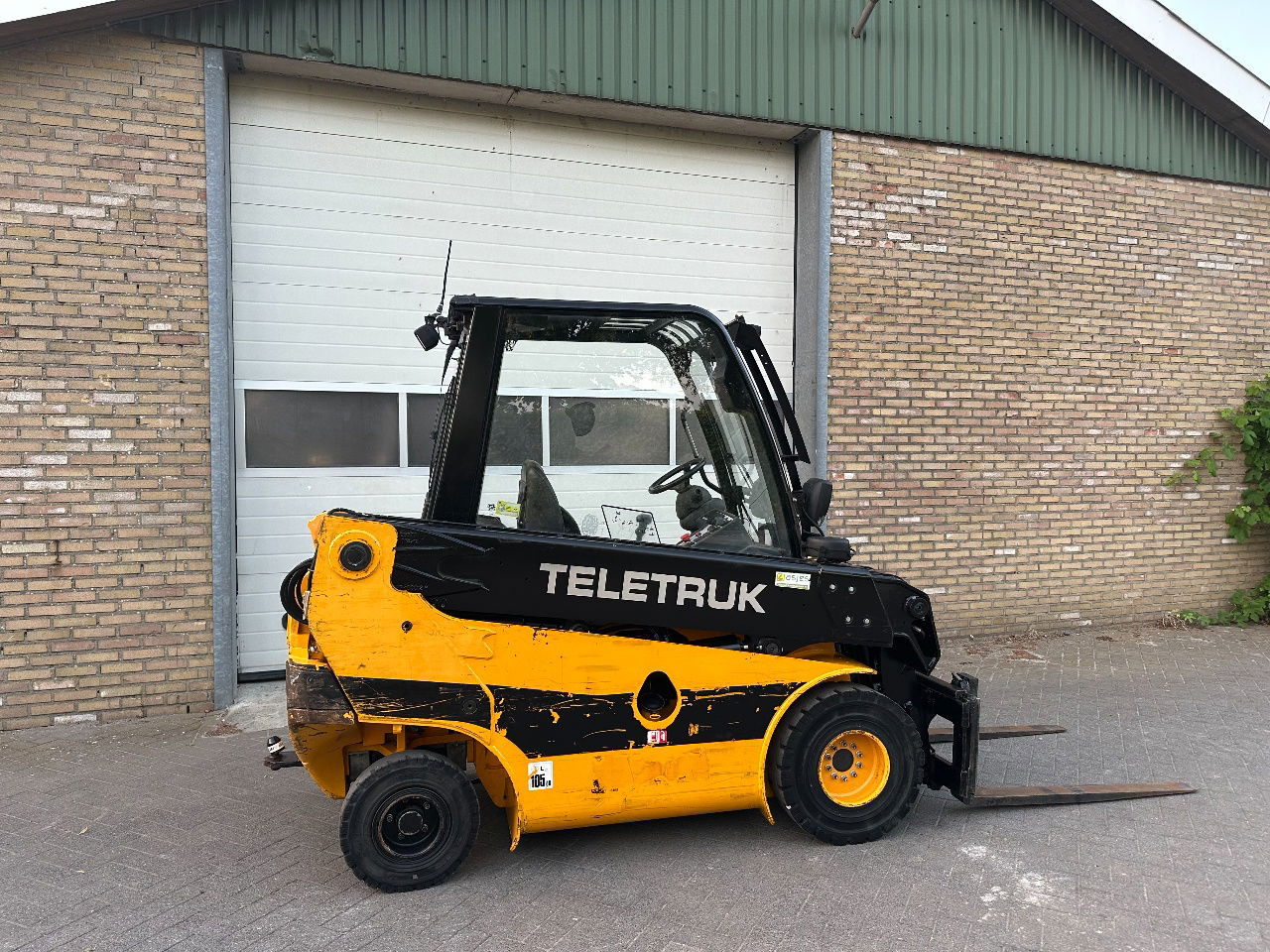 JCB TLT 2,5D - Gabelstapler: das Bild 3 JCB TLT 2,5D - Gabelstapler: das Bild 3