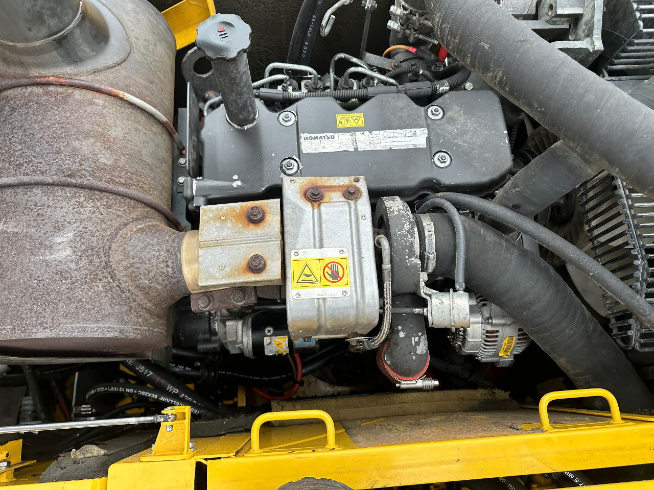 Mobilbagger Komatsu PW160-8: das Bild 25