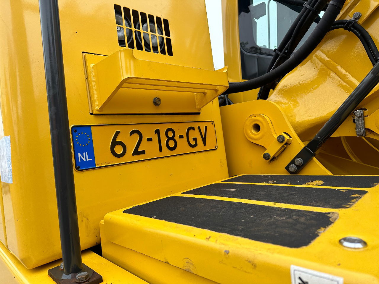 Mobilbagger Komatsu PW160-8: das Bild 28