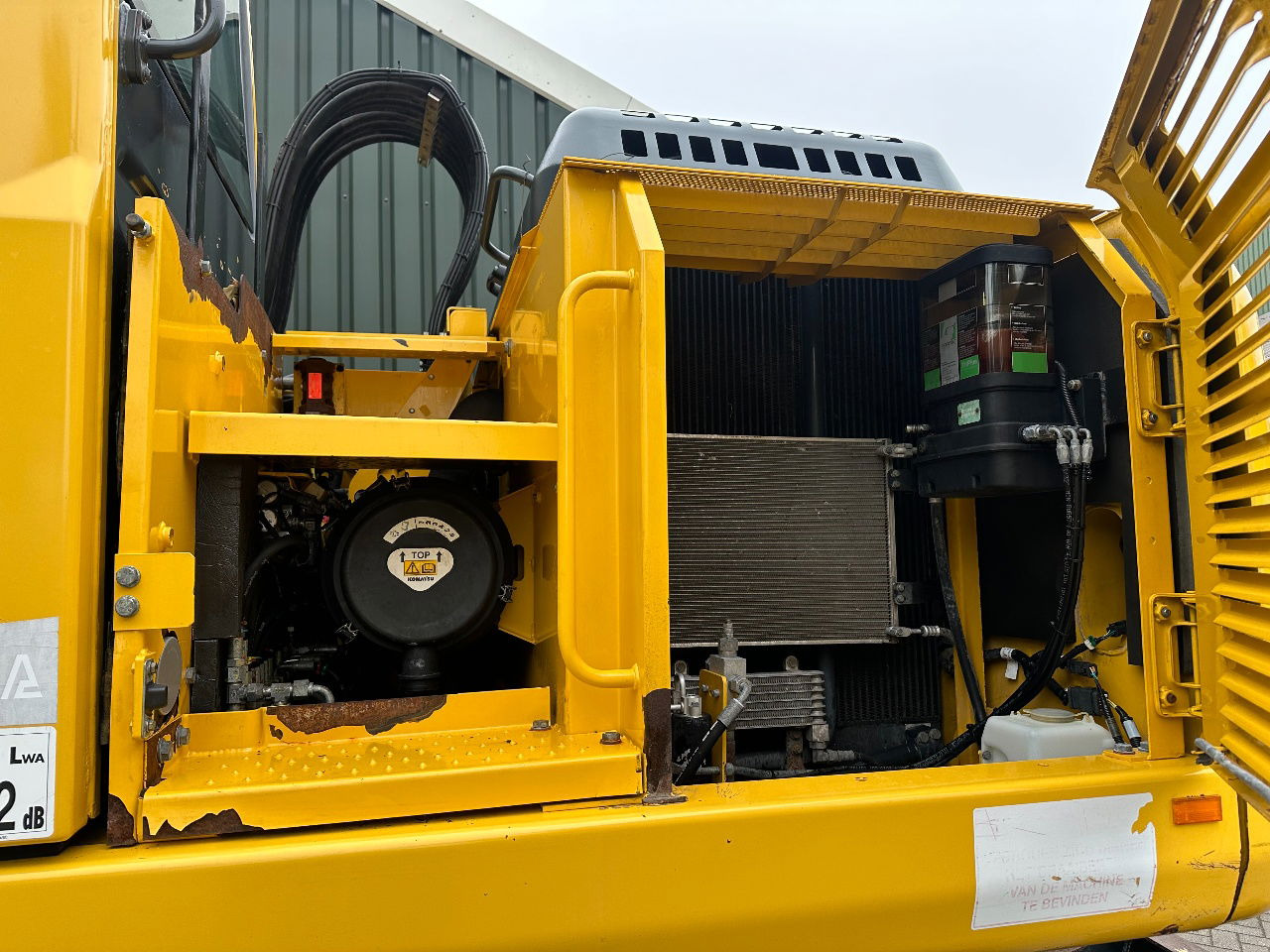 Mobilbagger Komatsu PW160-8: das Bild 16