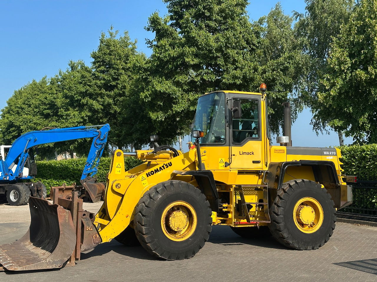 Komatsu WA270-3 - Radlader: das Bild 1 Komatsu WA270-3 - Radlader: das Bild 1