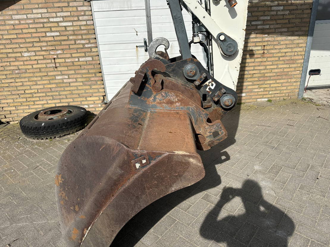 Mobilbagger Liebherr A914: das Bild 17