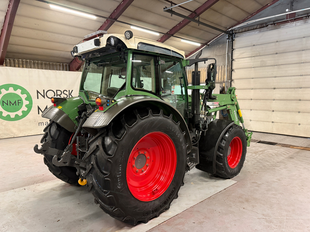 Fendt 211 Vario TMS - Traktor: das Bild 5 Fendt 211 Vario TMS - Traktor: das Bild 5