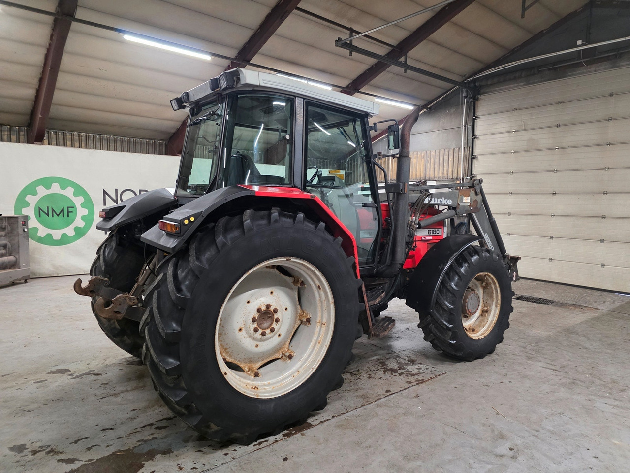 Massey Ferguson 6180 - Traktor: das Bild 5 Massey Ferguson 6180 - Traktor: das Bild 5