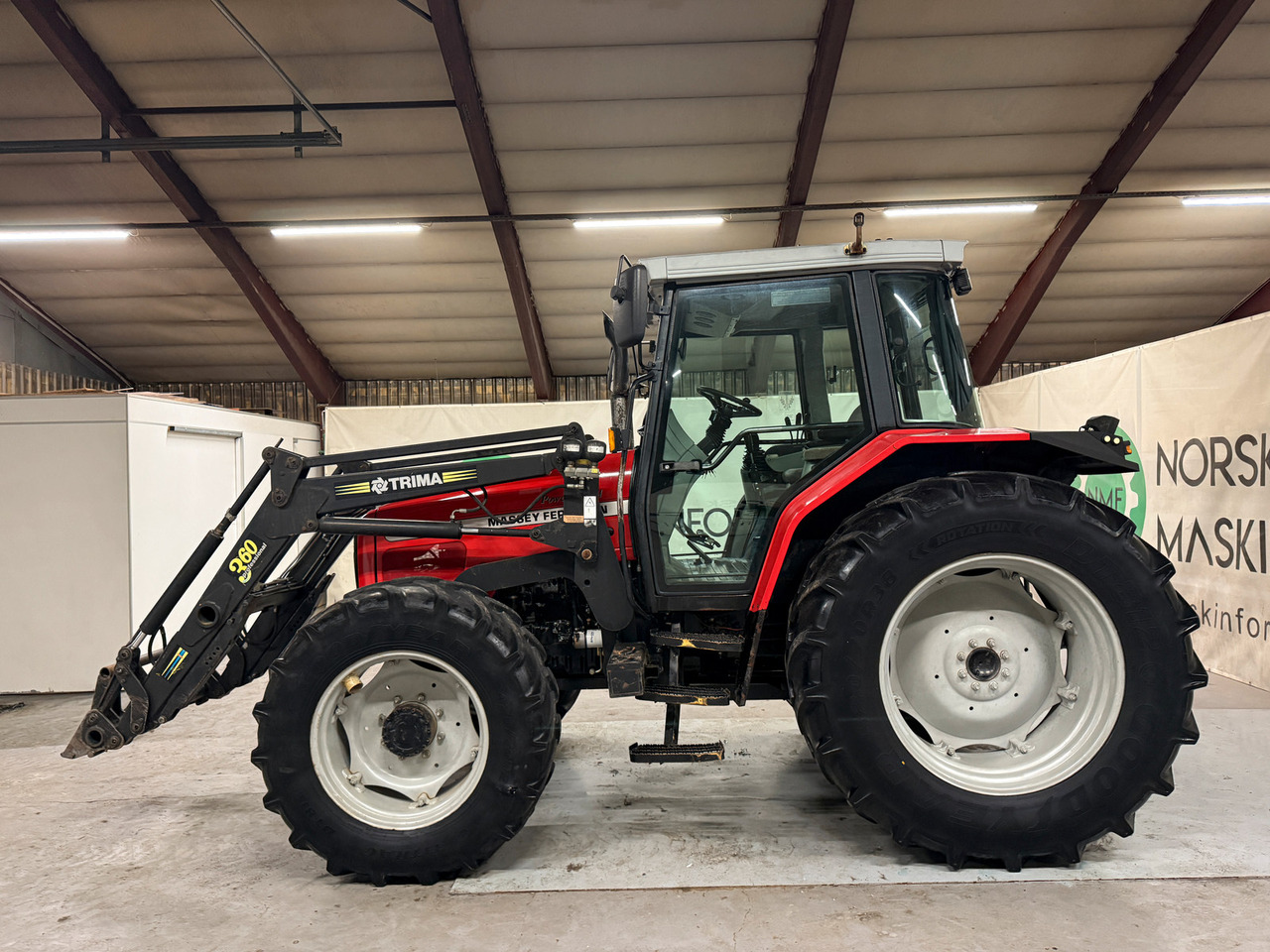 Massey Ferguson 6265 - Traktor: das Bild 2 Massey Ferguson 6265 - Traktor: das Bild 2