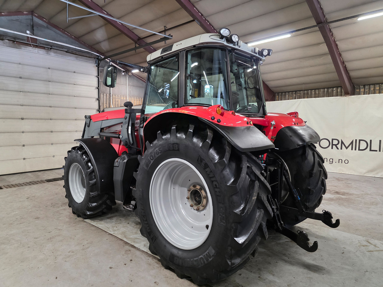 Massey Ferguson 7480 Dyna VT - Traktor: das Bild 3 Massey Ferguson 7480 Dyna VT - Traktor: das Bild 3
