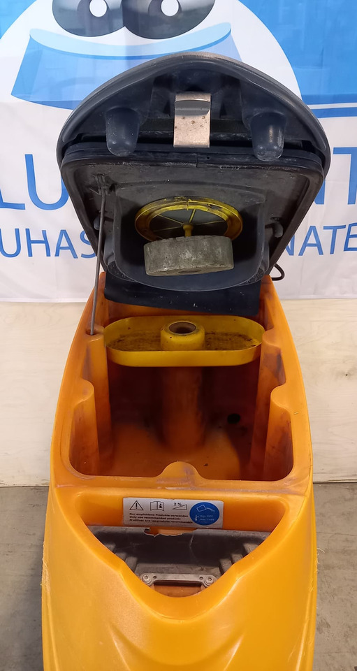 TASKI SWINGO 755B - Scheuersaugmaschine: das Bild 5 TASKI SWINGO 755B - Scheuersaugmaschine: das Bild 5