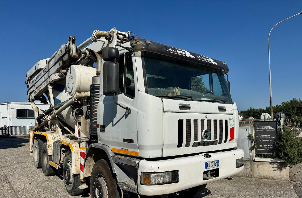 Betonpompa CIFA ASTRA HD84.38 - 2003 - Fahrmischerbetonpumpe: das Bild 3 Betonpompa CIFA ASTRA HD84.38 - 2003 - Fahrmischerbetonpumpe: das Bild 3