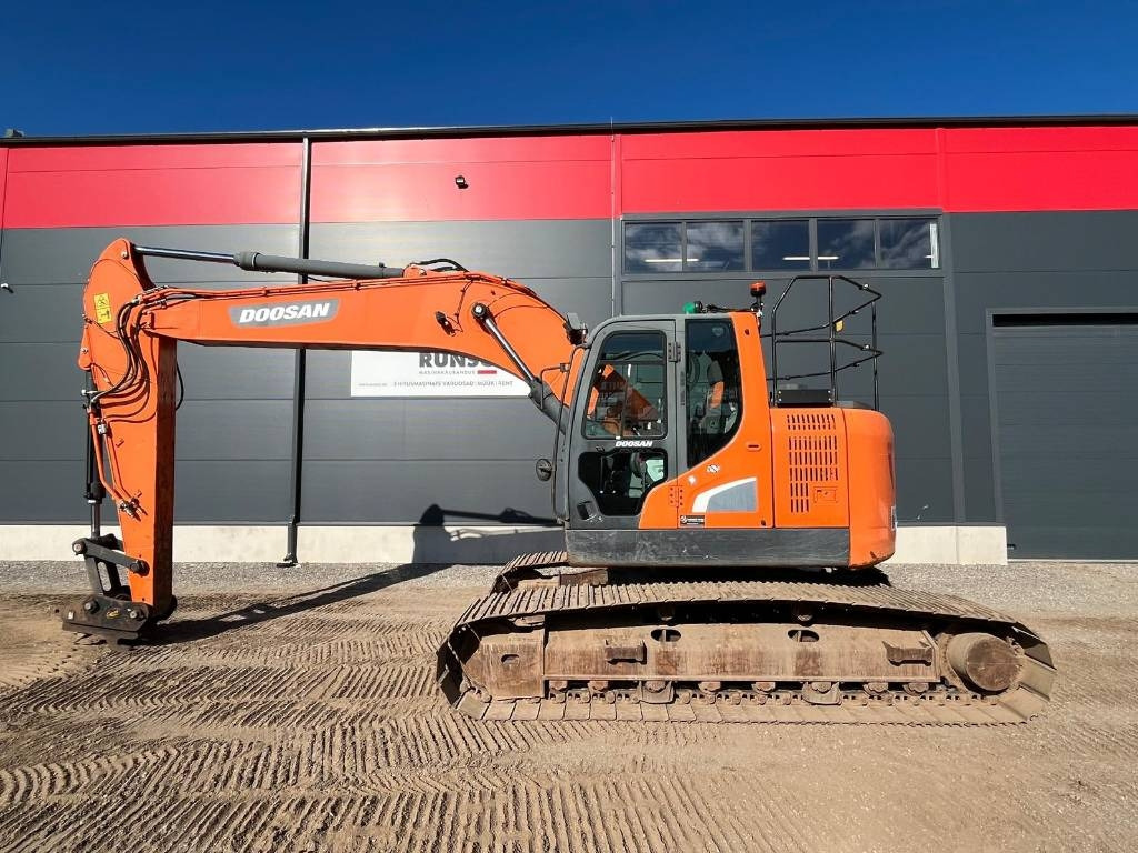 Doosan DX 235 LCR-5 - Kettenbagger: das Bild 1 Doosan DX 235 LCR-5 - Kettenbagger: das Bild 1