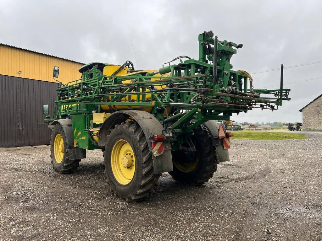 John Deere R4040i - Selbstfahrspritze: das Bild 4 John Deere R4040i - Selbstfahrspritze: das Bild 4