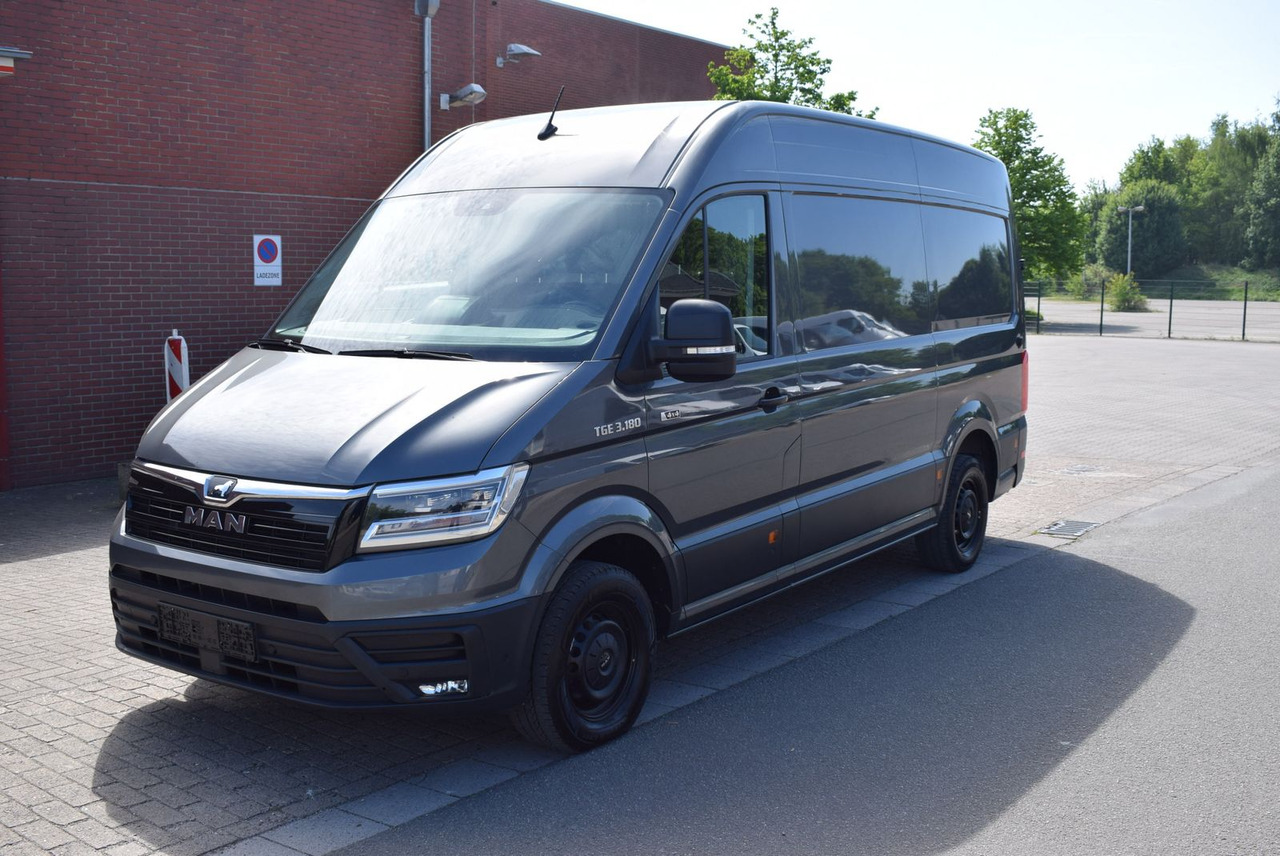 Kastenwagen MAN TGE 3.180 L2H2 Allrad 4X4 AHK 3,0 Tonnen Navi: das Bild 1