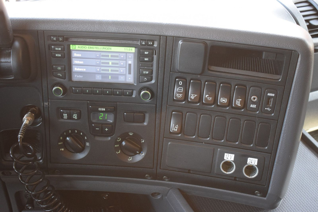 Sattelzugmaschine Scania  R410 Highline Retarder Klima Standklima ACC: das Bild 24