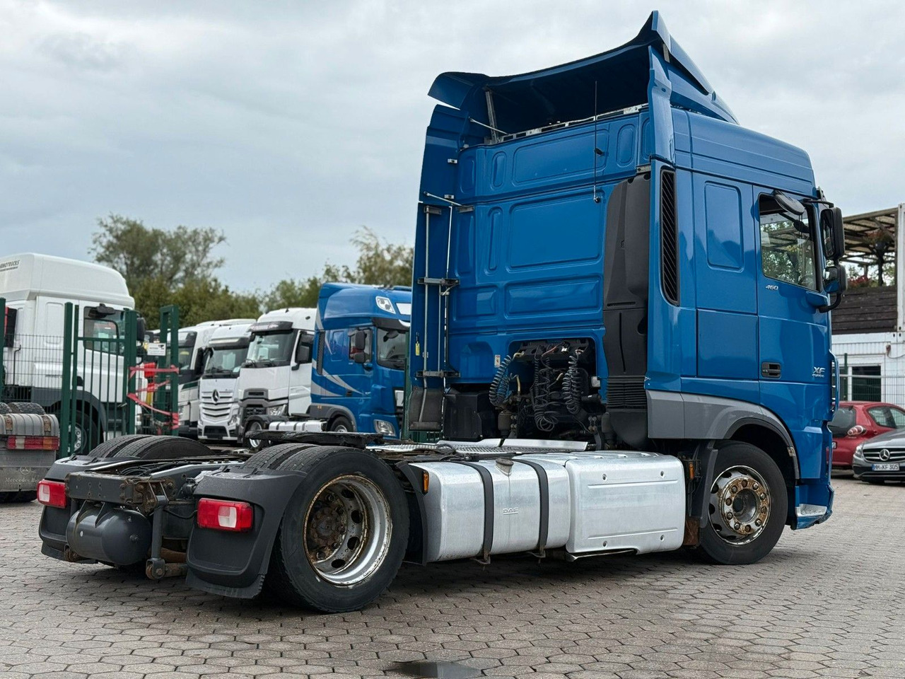 DAF XF 460 Low +Retarter+2xTank - Sattelzugmaschine: das Bild 4 DAF XF 460 Low +Retarter+2xTank - Sattelzugmaschine: das Bild 4