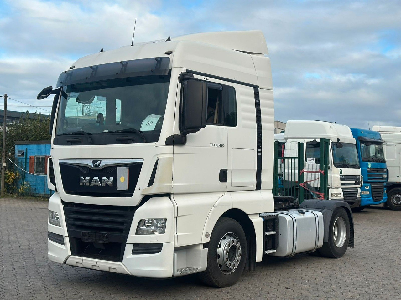 MAN TGX 18 460 XLX Retarterr+ - Sattelzugmaschine: das Bild 1 MAN TGX 18 460 XLX Retarterr+ - Sattelzugmaschine: das Bild 1