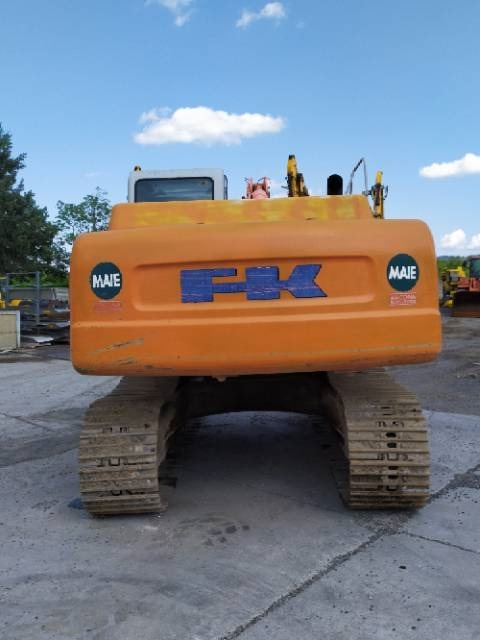 Fiat-Kobelco E 235 - Kettenbagger: das Bild 3 Fiat-Kobelco E 235 - Kettenbagger: das Bild 3