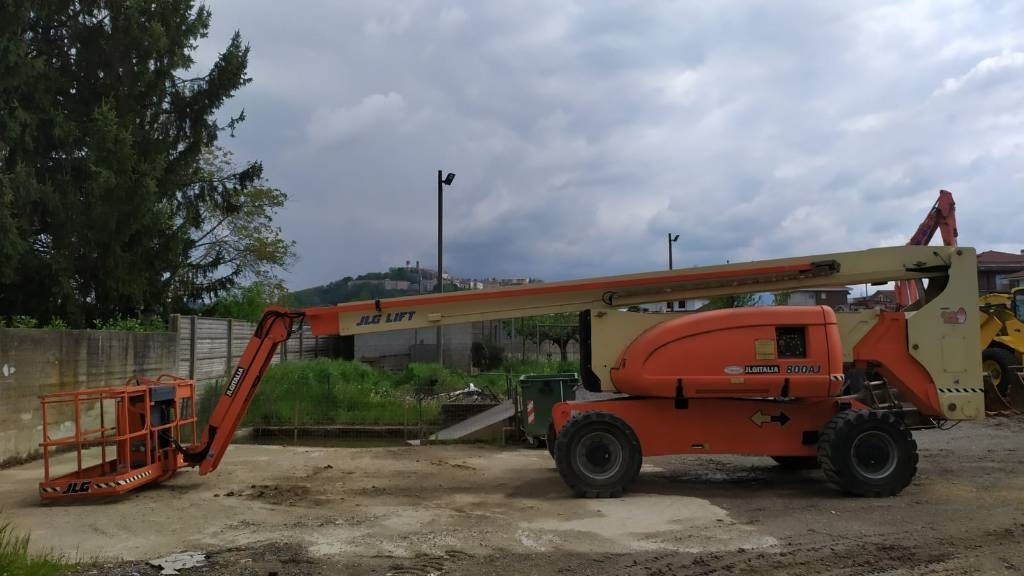 JLG 800 AJ - Gelenkarmbühne: das Bild 2 JLG 800 AJ - Gelenkarmbühne: das Bild 2