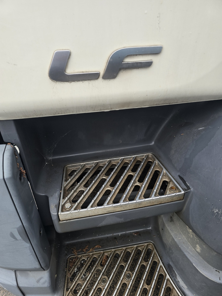 DAF LF 320 - Koffer LKW: das Bild 3 DAF LF 320 - Koffer LKW: das Bild 3