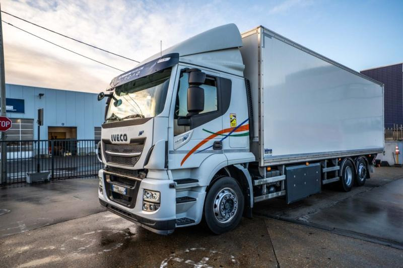 Iveco STRALIS 400 CNG // HAYON DHOLLANDIA - Koffer LKW: das Bild 1 Iveco STRALIS 400 CNG // HAYON DHOLLANDIA - Koffer LKW: das Bild 1