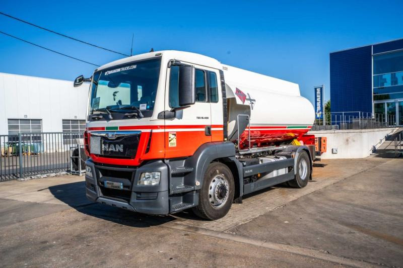 MAN TGS 18.400 4x4H +CM 11.500L /4 COMP - Tankwagen: das Bild 1 MAN TGS 18.400 4x4H +CM 11.500L /4 COMP - Tankwagen: das Bild 1