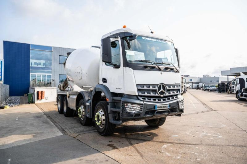 Mercedes AROCS 3240 BB+STETTER 9m3 - Fahrmischer: das Bild 2 Mercedes AROCS 3240 BB+STETTER 9m3 - Fahrmischer: das Bild 2