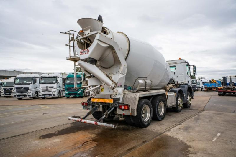 Mercedes AROCS 3240 + STETTER 9m3 - Fahrmischer: das Bild 4 Mercedes AROCS 3240 + STETTER 9m3 - Fahrmischer: das Bild 4