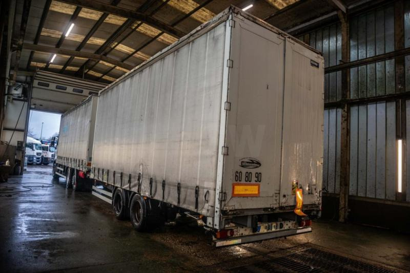 ROBUSTE-KAISER GRAND VOLUME+TOIT DECOUVRABLE - Planenanhänger: das Bild 4 ROBUSTE-KAISER GRAND VOLUME+TOIT DECOUVRABLE - Planenanhänger: das Bild 4