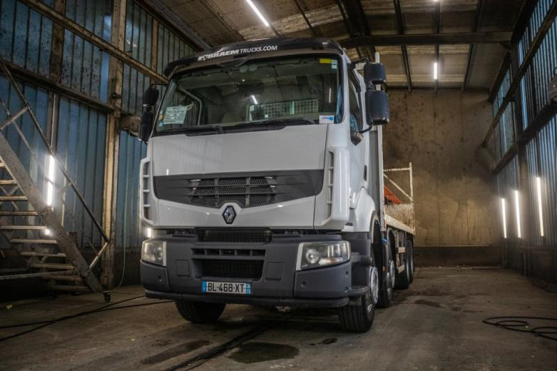 Renault KERAX 380DXI-8x4+PK18TM/3EXT - Pritsche LKW, Autokran: das Bild 5 Renault KERAX 380DXI-8x4+PK18TM/3EXT - Pritsche LKW, Autokran: das Bild 5