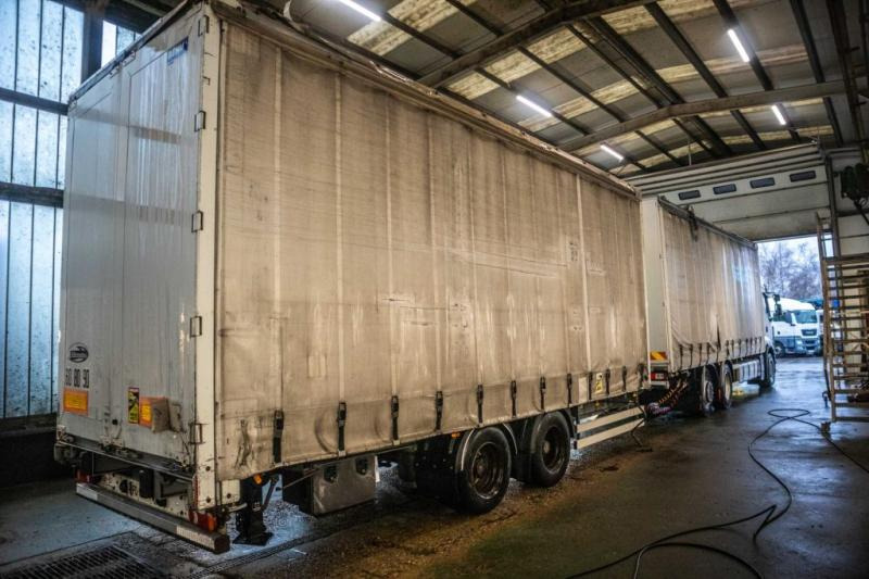 Renault PREMIUM 430DXI-6X2-(+remorque=3.500€) - Plane LKW: das Bild 3 Renault PREMIUM 430DXI-6X2-(+remorque=3.500€) - Plane LKW: das Bild 3