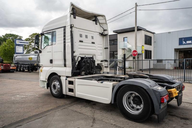 MAN TGX 18 460 XLX BLS+INTARDER - Sattelzugmaschine: das Bild 5 MAN TGX 18 460 XLX BLS+INTARDER - Sattelzugmaschine: das Bild 5