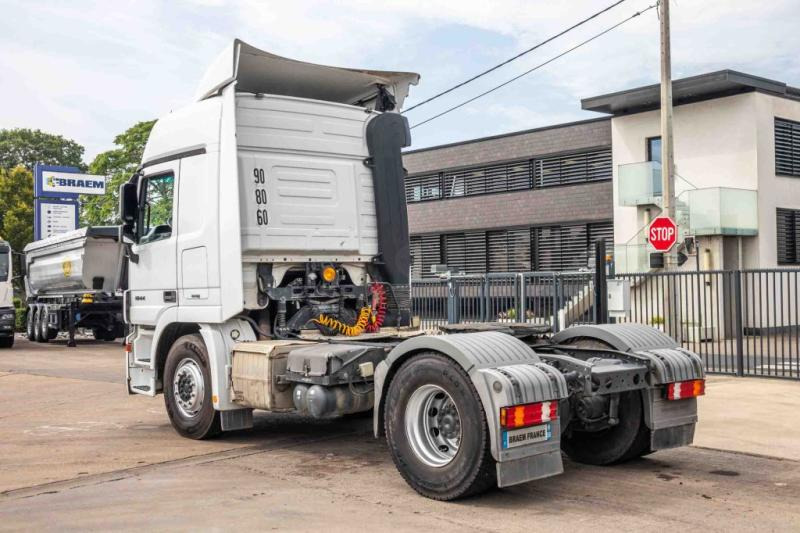 Mercedes ACTROS 1844 LS-MP3+E5+VOITH - Sattelzugmaschine: das Bild 4 Mercedes ACTROS 1844 LS-MP3+E5+VOITH - Sattelzugmaschine: das Bild 4