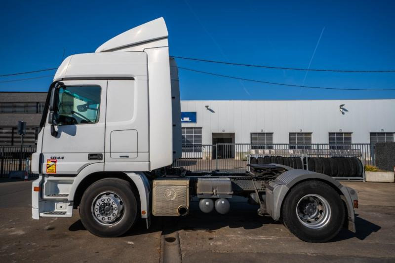 Mercedes ACTROS 1844 LS-MP3 +VOITH - Sattelzugmaschine: das Bild 5 Mercedes ACTROS 1844 LS-MP3 +VOITH - Sattelzugmaschine: das Bild 5