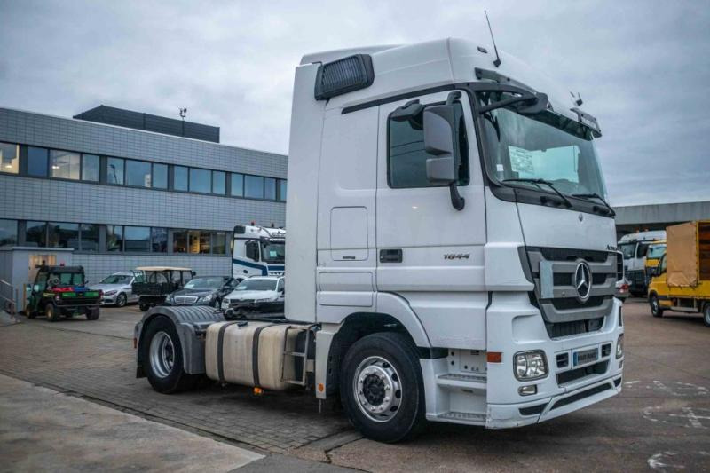Mercedes ACTROS 1844 LS- MP3+ VOITH - Sattelzugmaschine: das Bild 2 Mercedes ACTROS 1844 LS- MP3+ VOITH - Sattelzugmaschine: das Bild 2