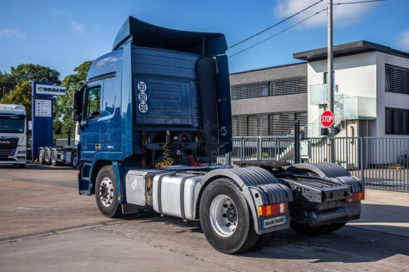Mercedes ACTROS 1846 LS - MP3 - Sattelzugmaschine: das Bild 4 Mercedes ACTROS 1846 LS - MP3 - Sattelzugmaschine: das Bild 4