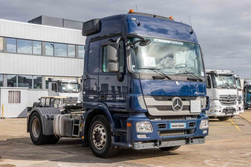 Mercedes ACTROS 1846 LS-MP3+HYDR.+ADR - Sattelzugmaschine: das Bild 3 Mercedes ACTROS 1846 LS-MP3+HYDR.+ADR - Sattelzugmaschine: das Bild 3