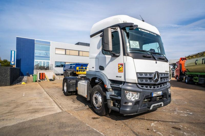 Mercedes AROCS 1843 LS ( NO ACTROS) - Sattelzugmaschine: das Bild 2 Mercedes AROCS 1843 LS ( NO ACTROS) - Sattelzugmaschine: das Bild 2