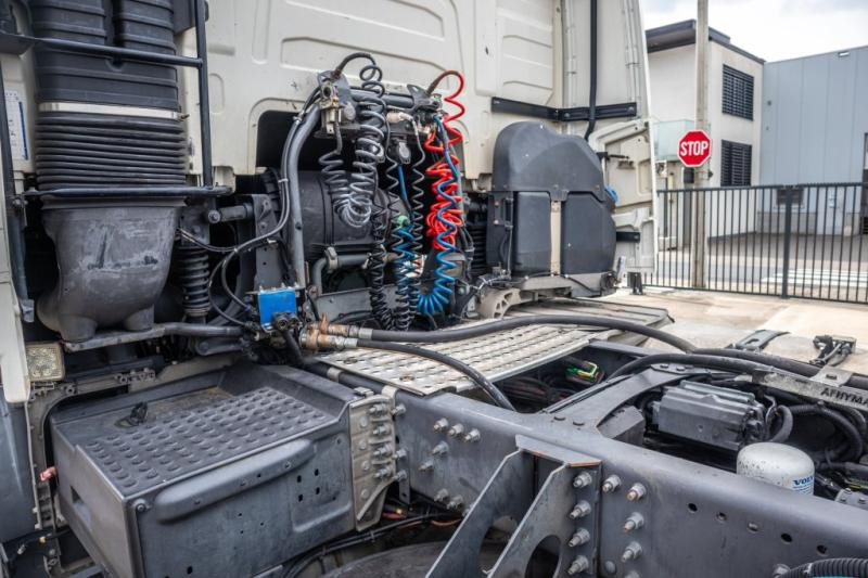 Volvo FH460+E6+Kiphydr. - Sattelzugmaschine: das Bild 5 Volvo FH460+E6+Kiphydr. - Sattelzugmaschine: das Bild 5