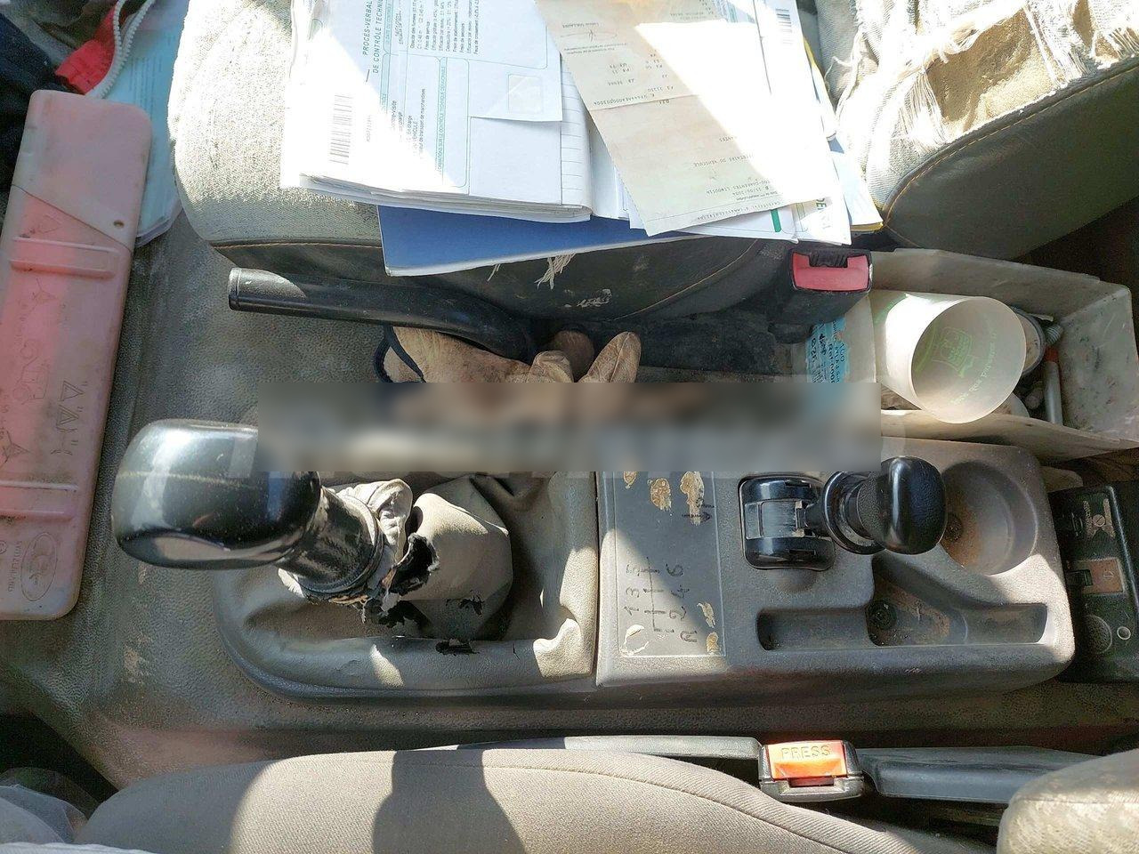 Kipper Für die Beförderung von Silo RENAULT MIDLUM 180: das Bild 9