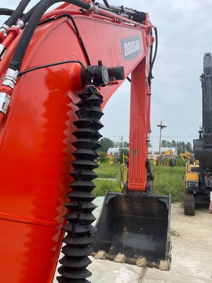 Doosan DX 225 LCA - Kettenbagger: das Bild 4 Doosan DX 225 LCA - Kettenbagger: das Bild 4
