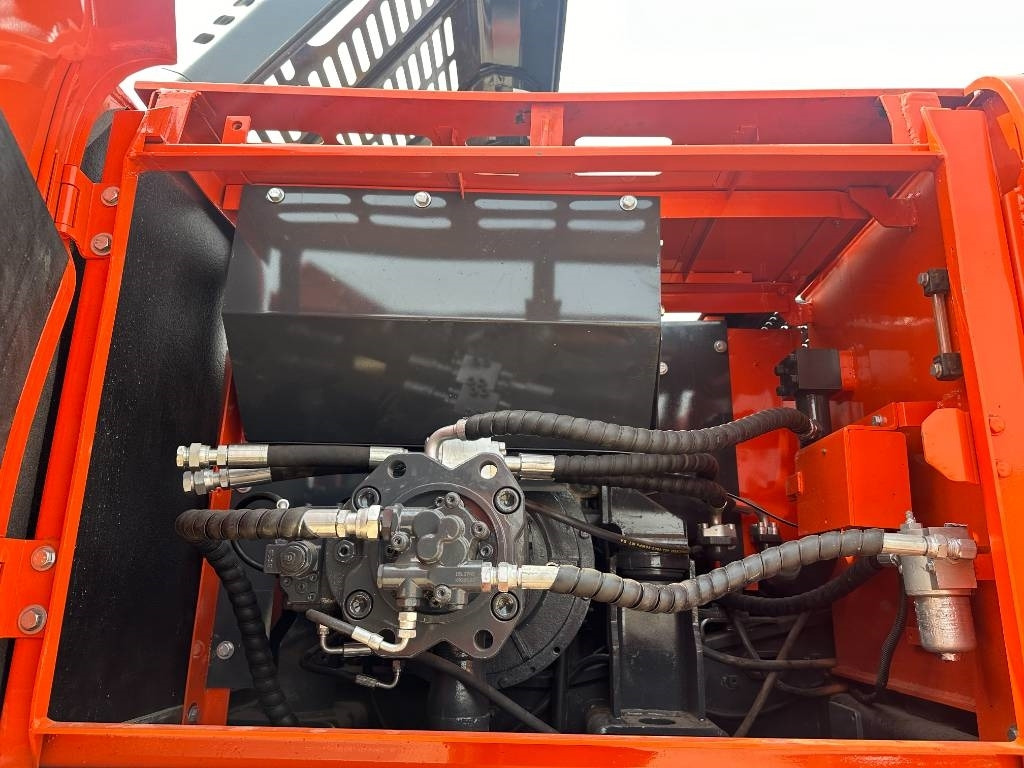 Doosan DX 225LC-9C - Kettenbagger: das Bild 5 Doosan DX 225LC-9C - Kettenbagger: das Bild 5