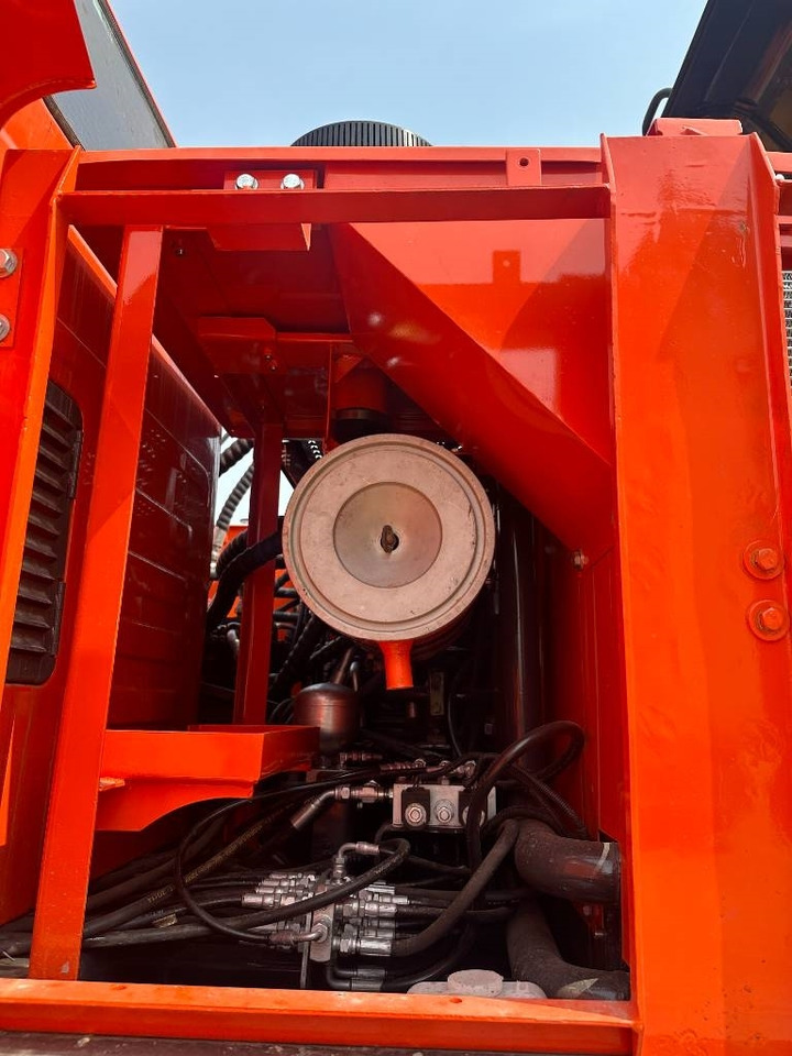 Doosan DX 225LC-9C - Kettenbagger: das Bild 4 Doosan DX 225LC-9C - Kettenbagger: das Bild 4