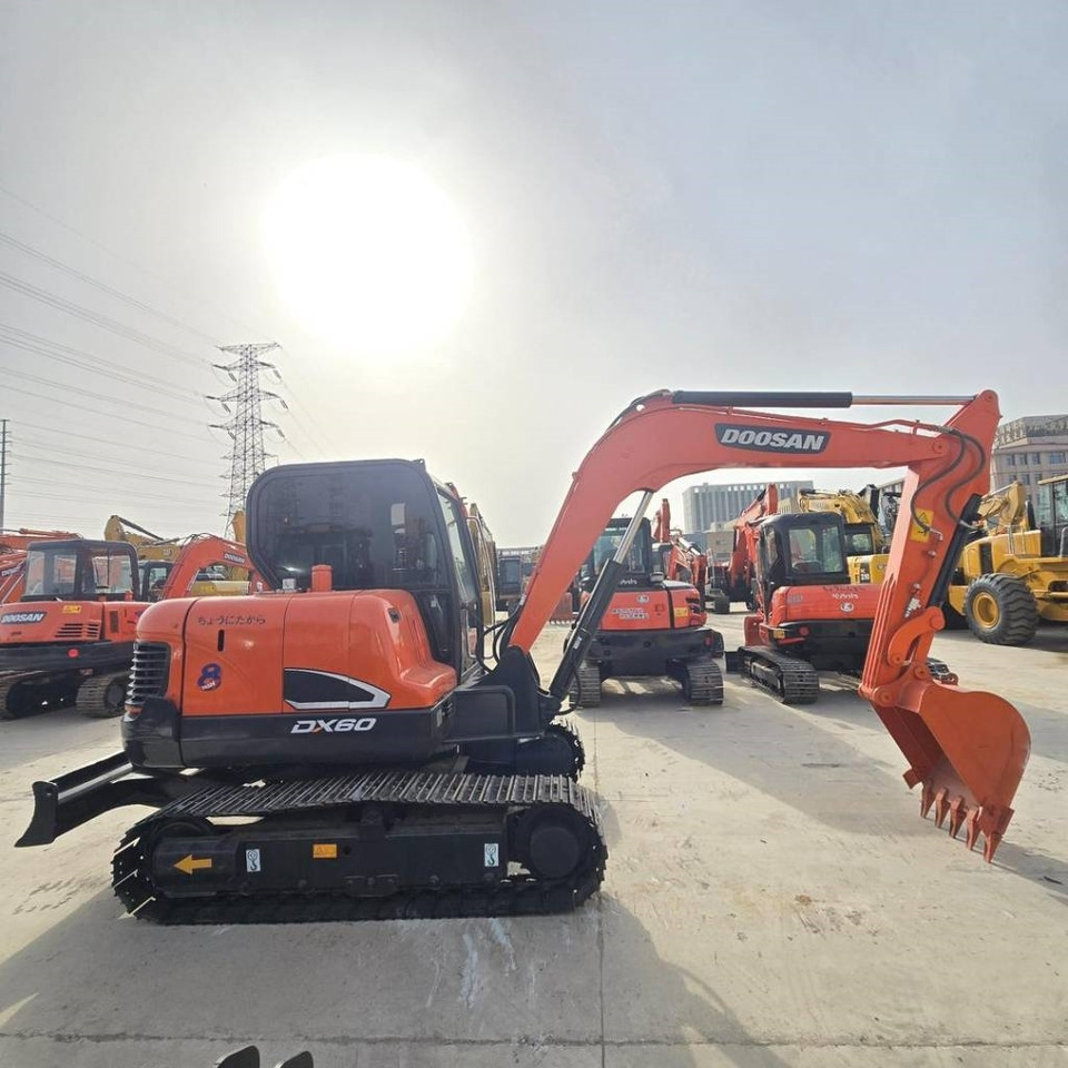 Doosan DX 60 - Minibagger: das Bild 2 Doosan DX 60 - Minibagger: das Bild 2