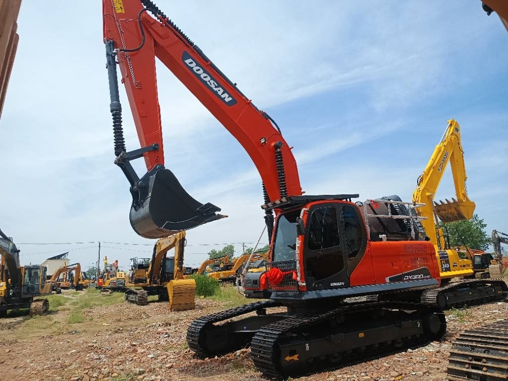 Doosan DX300LC - Kettenbagger: das Bild 3 Doosan DX300LC - Kettenbagger: das Bild 3