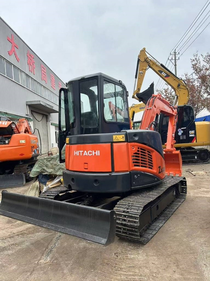 Hitachi ZX 50 U - Kettenbagger: das Bild 3 Hitachi ZX 50 U - Kettenbagger: das Bild 3