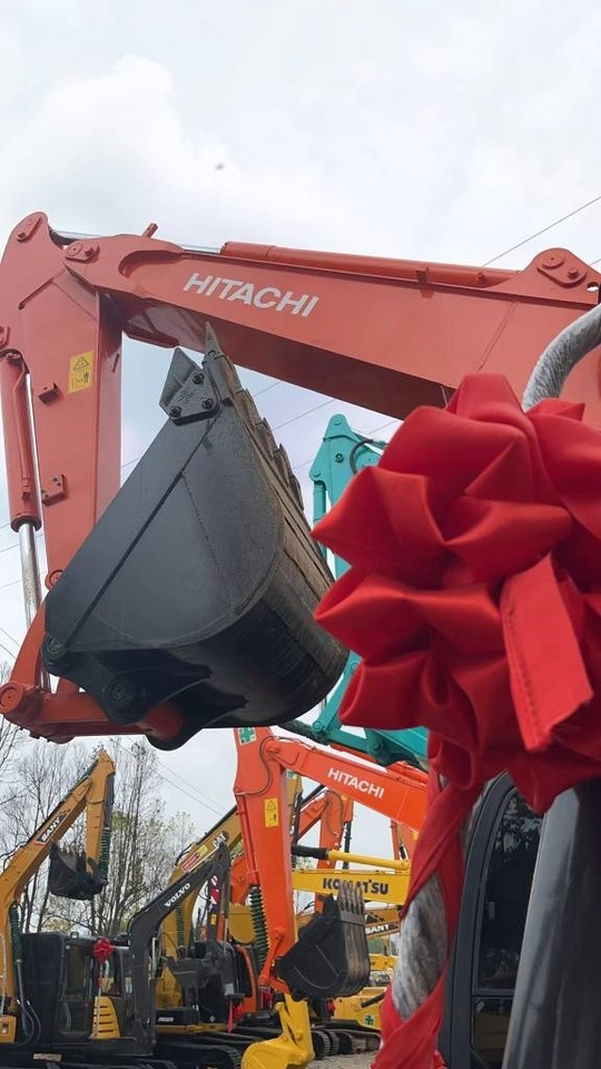 Hitachi ZX 60 - Minibagger: das Bild 2 Hitachi ZX 60 - Minibagger: das Bild 2
