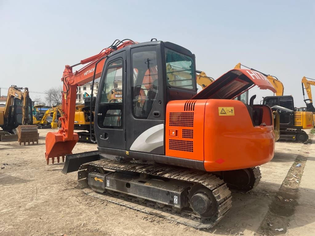 Hitachi ZX 70 - Minibagger: das Bild 3 Hitachi ZX 70 - Minibagger: das Bild 3