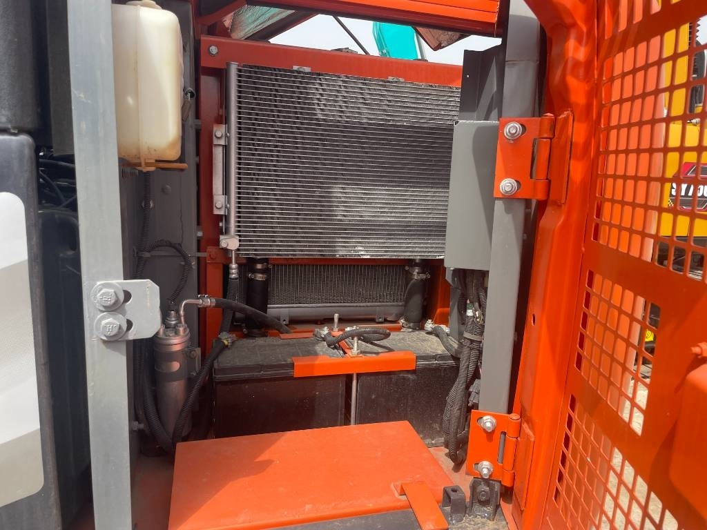 Hitachi ZX 70 - Minibagger: das Bild 4 Hitachi ZX 70 - Minibagger: das Bild 4