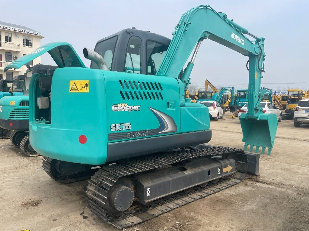Kobelco SK 75 - Minibagger: das Bild 2 Kobelco SK 75 - Minibagger: das Bild 2