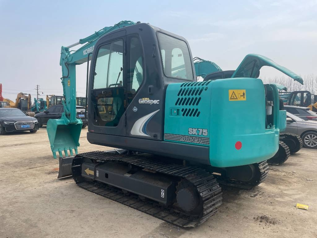 Kobelco SK 75 - Minibagger: das Bild 1 Kobelco SK 75 - Minibagger: das Bild 1