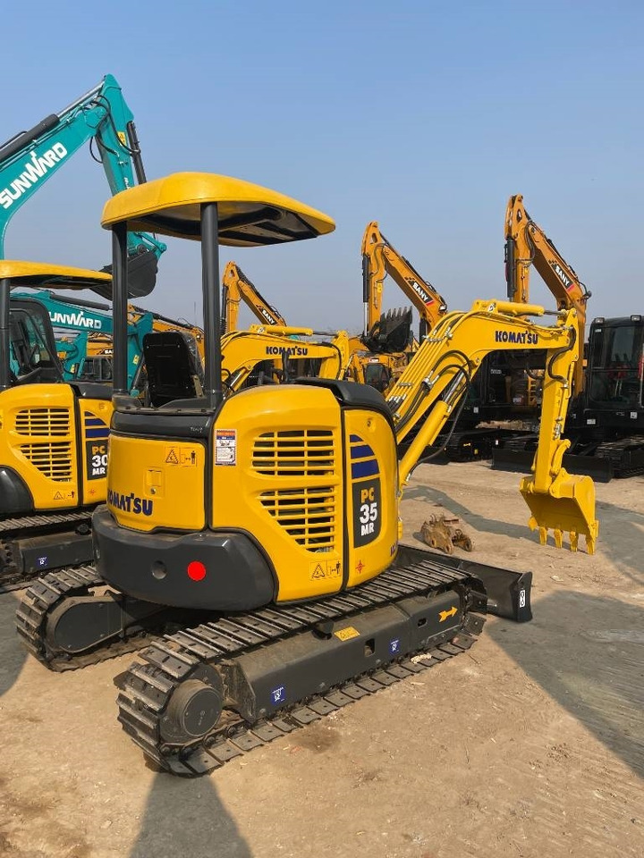 Komatsu PC 35 - Kettenbagger: das Bild 2 Komatsu PC 35 - Kettenbagger: das Bild 2